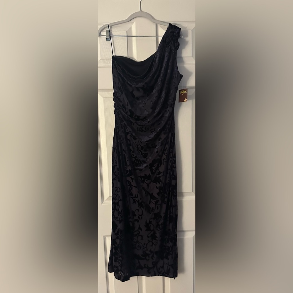 NWT Taylor Navy Blue Velvet Burnout Floral Maxi One Shoulder Dress Size 14